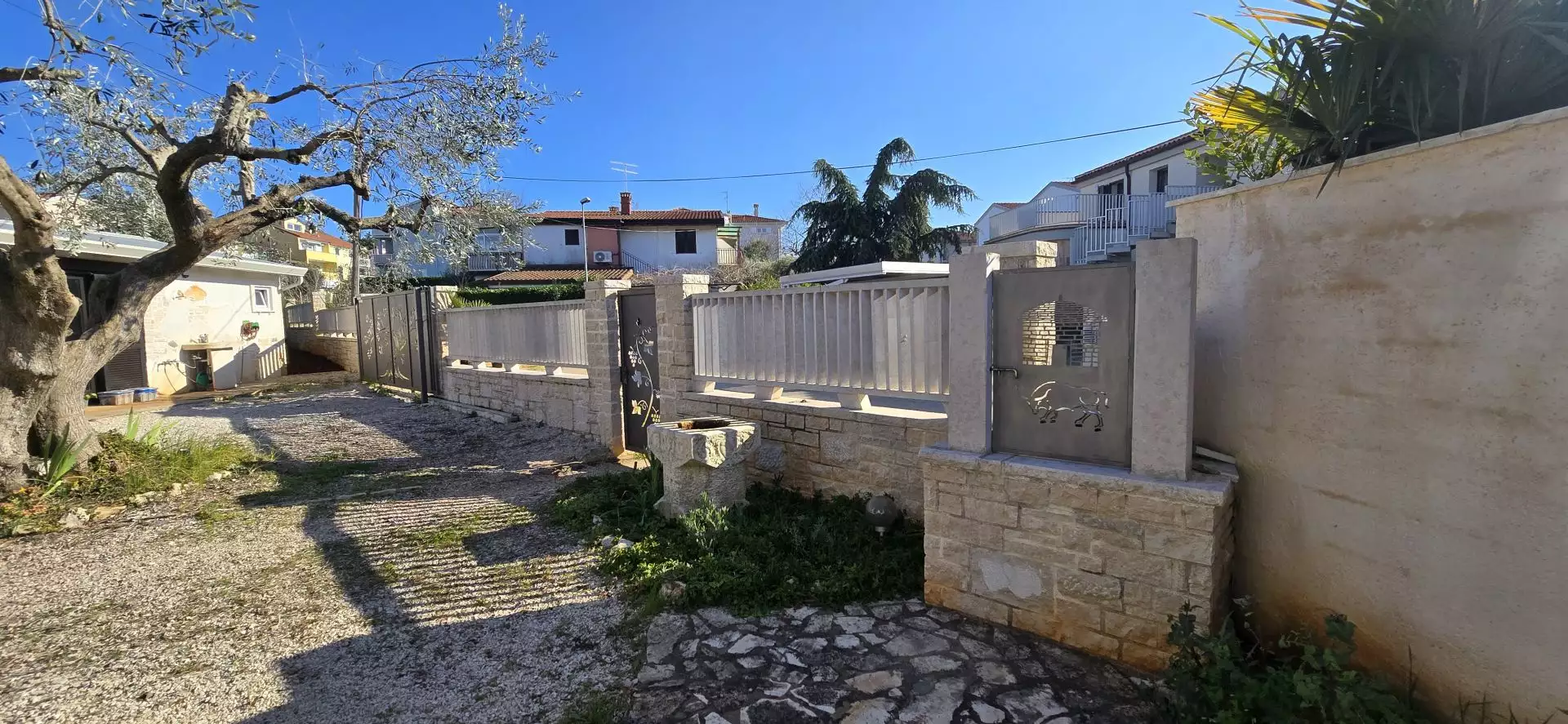 Hotels 200m² in Croatia, Umag. Priced at 640000€ rent photo-14