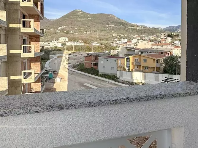 Flat 36m² in Italy, Barga. Priced at 95000€ rent photo-2