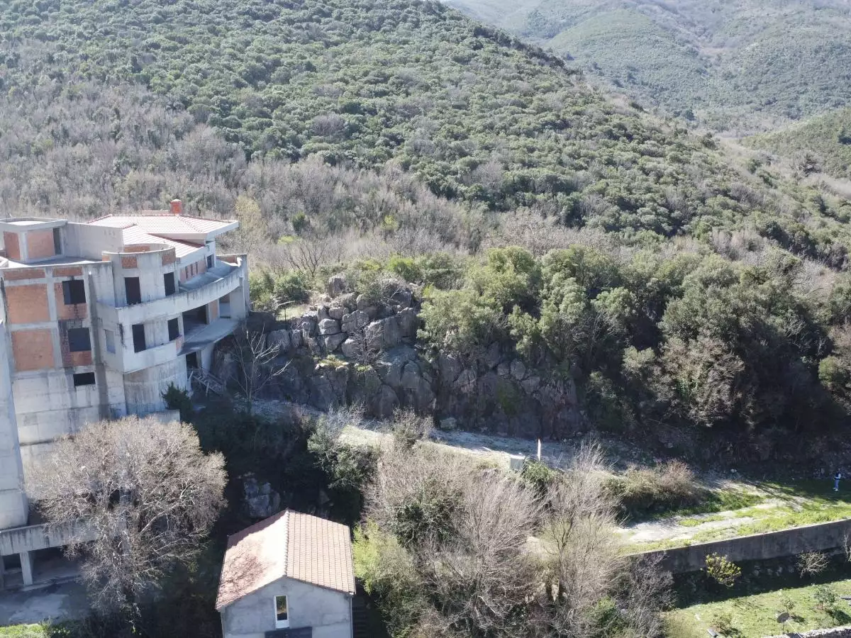 House 675m² in Montenegro, Bularica. Priced at 600000€ rent photo-3