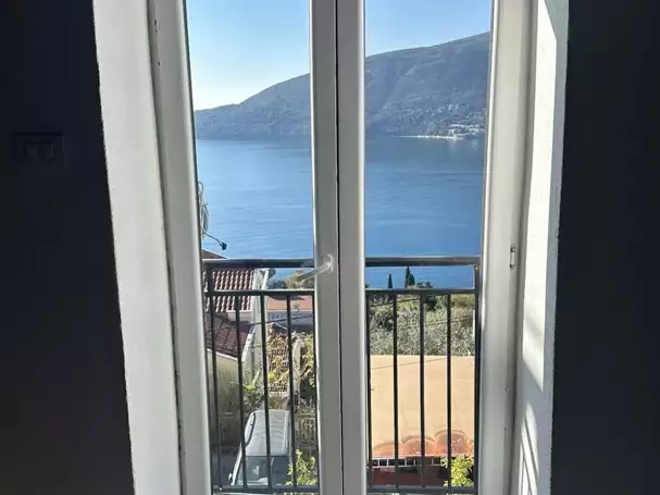 House 200m² in Montenegro, Herceg Novi. Priced at 400000€ rent photo-18
