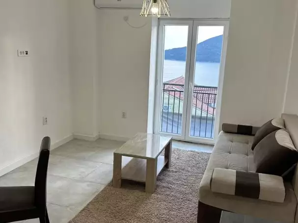 House 200m² in Montenegro, Herceg Novi. Priced at 400000€ rent photo-20