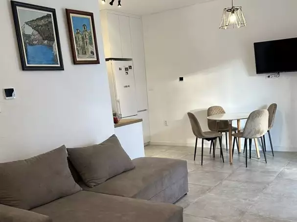 House 200m² in Montenegro, Herceg Novi. Priced at 400000€ rent photo-23