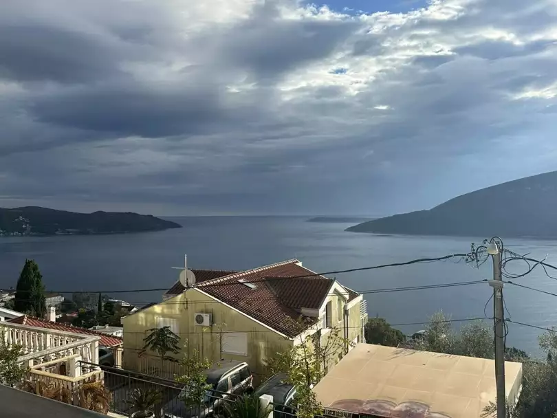 House 200m² in Montenegro, Herceg Novi. Priced at 400000€ rent photo-25