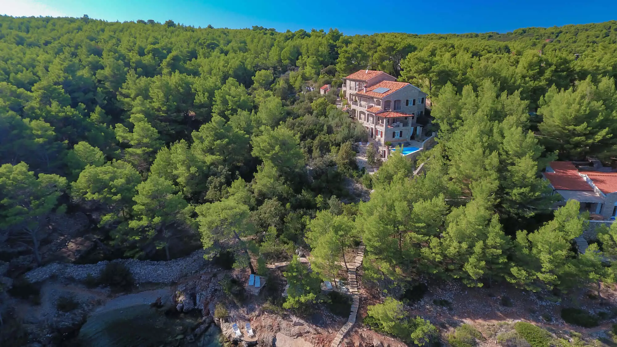 House 600m² in Croatia, Hvar. Priced at 3600000€ rent photo-2