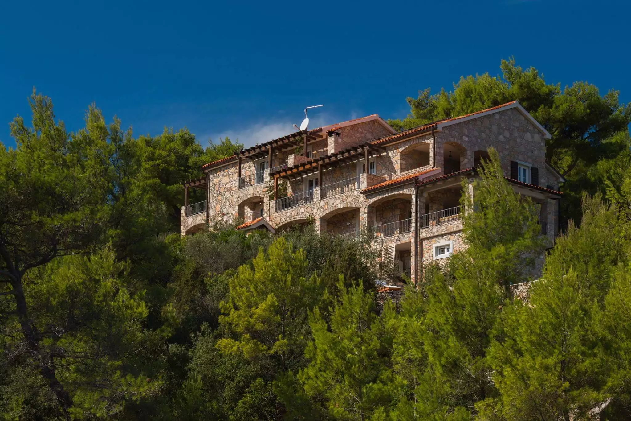 House 600m² in Croatia, Hvar. Priced at 3600000€ rent photo-9