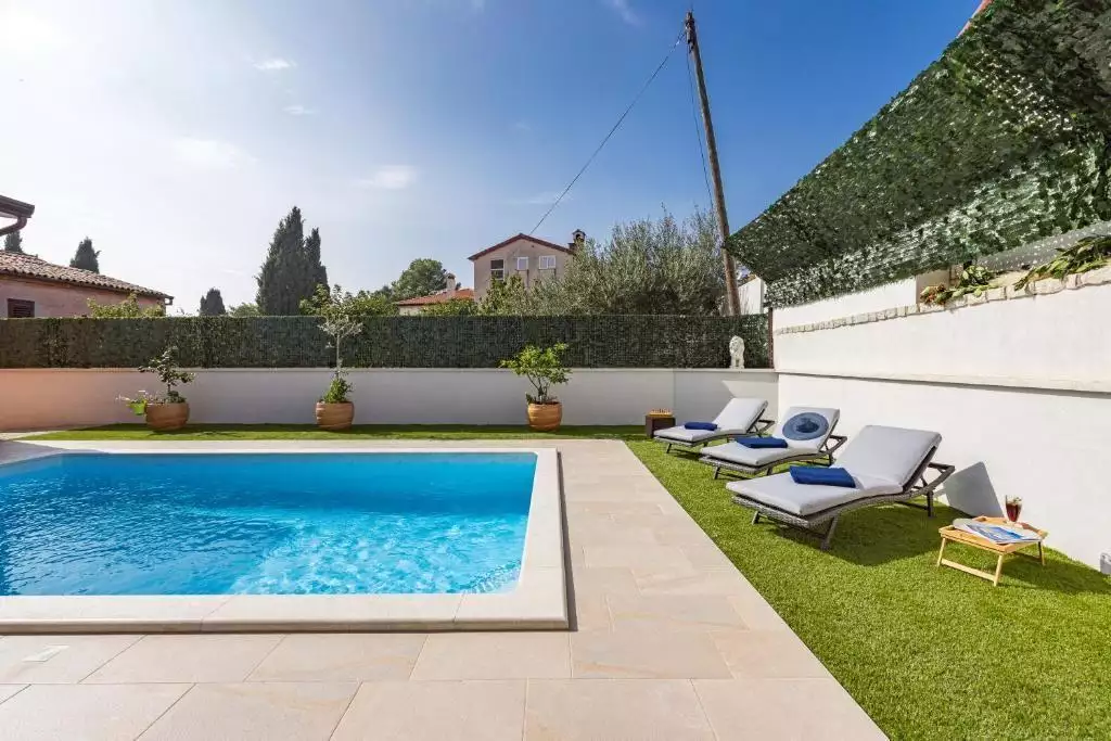 Villa 140m² in Croatia, Rovinj. Priced at 1610000€ rent photo-3