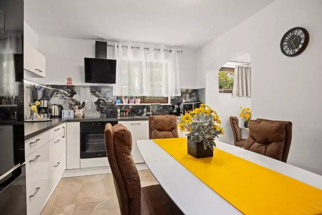 Villa 140m² in Croatia, Rovinj. Priced at 1610000€ rent photo-18
