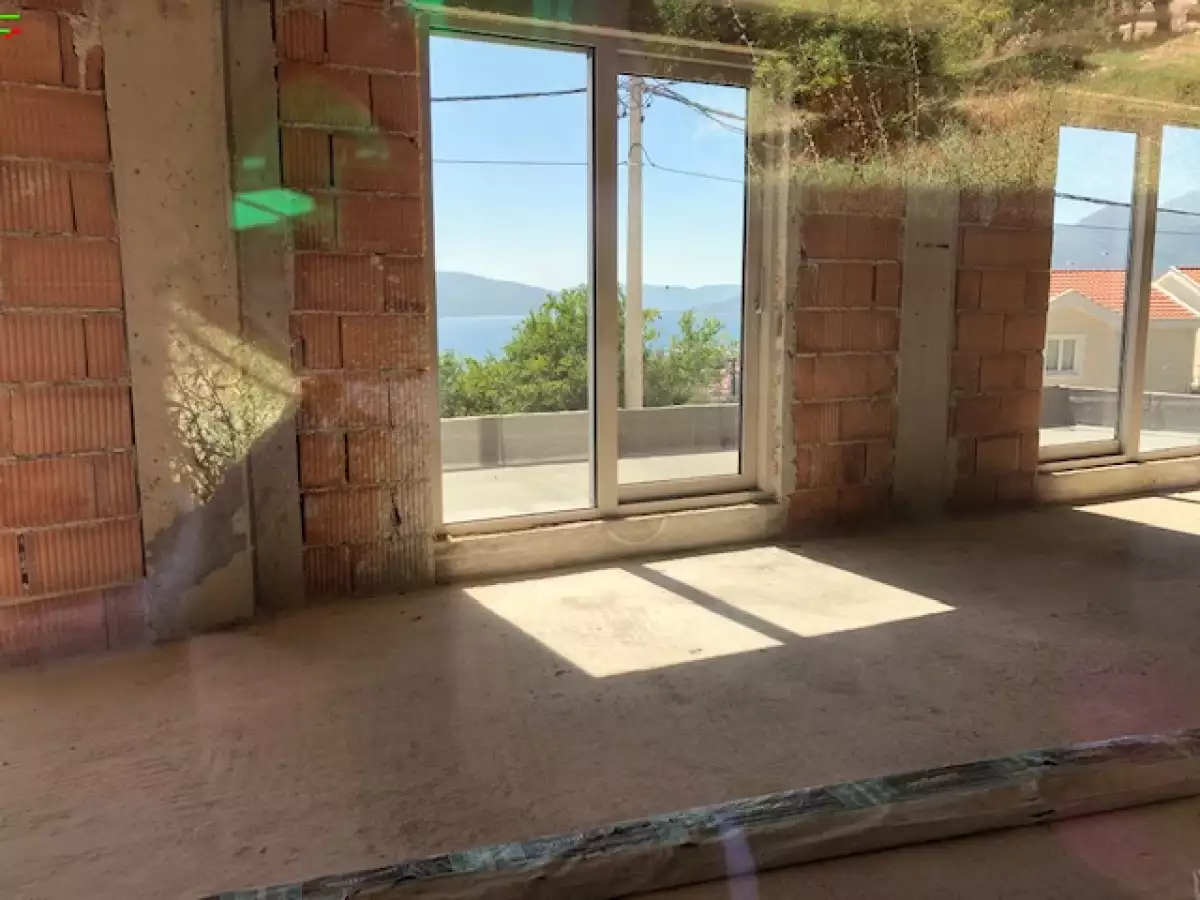 House 257m² in Montenegro, Tivat. Priced at 380000€ rent photo-5