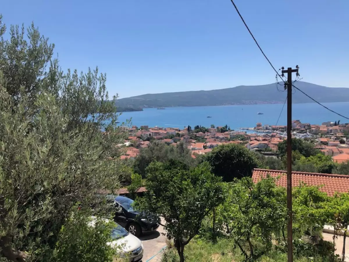 House 257m² in Montenegro, Tivat. Priced at 380000€ rent photo-10