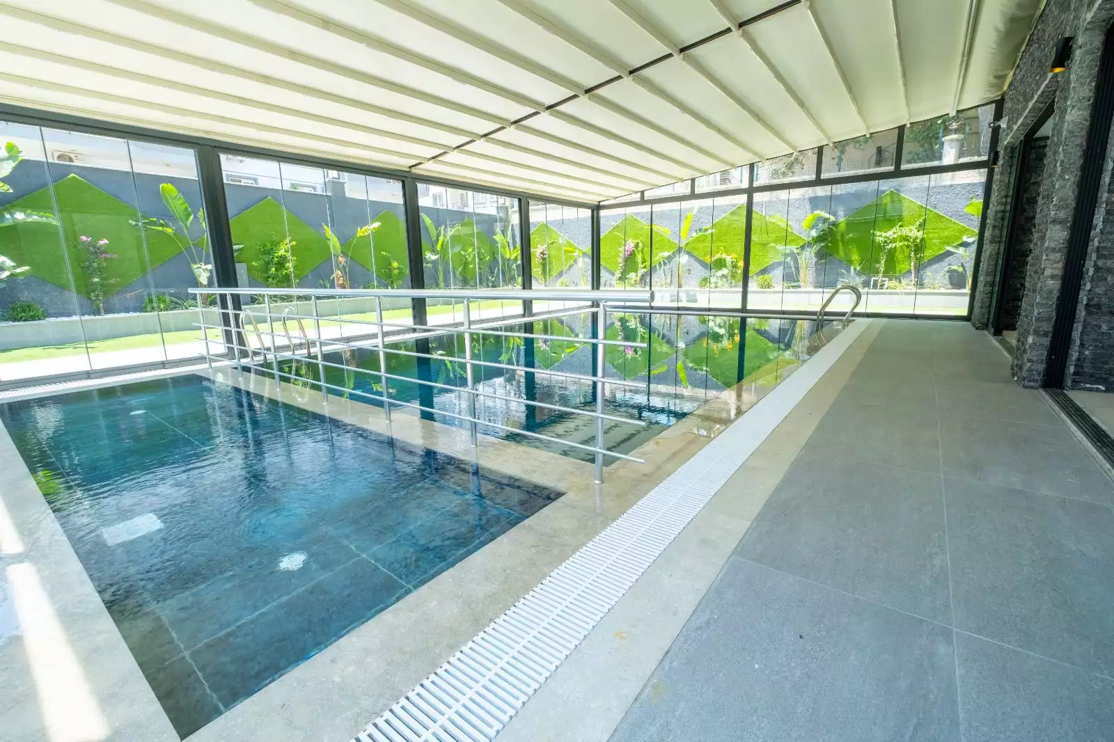 Flat 60m² in Turkey, Oba. Priced at 121000€ rent photo-2