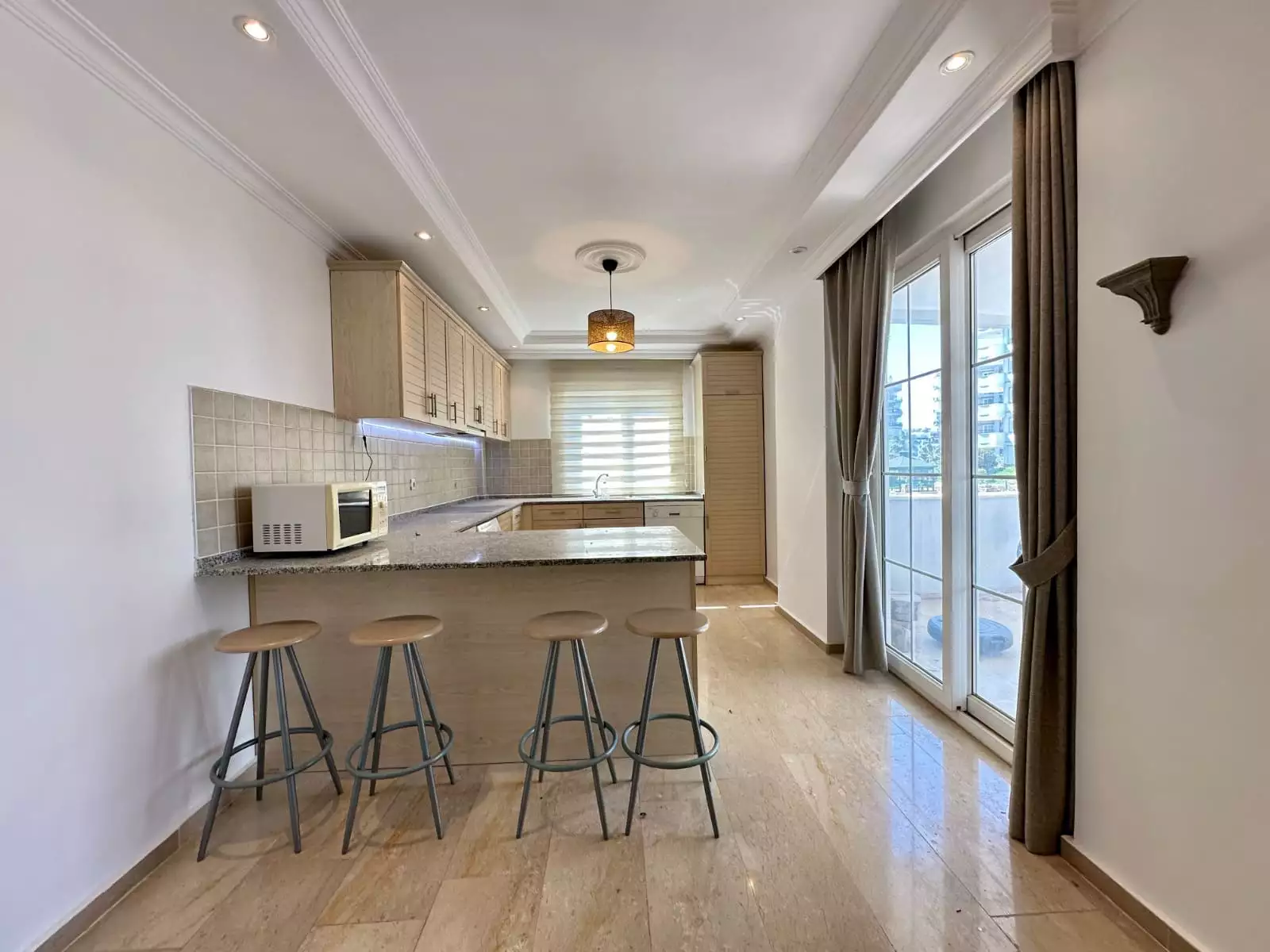 Flat 110m² in Turkey, Tosmur. Priced at 137500€ rent photo-6