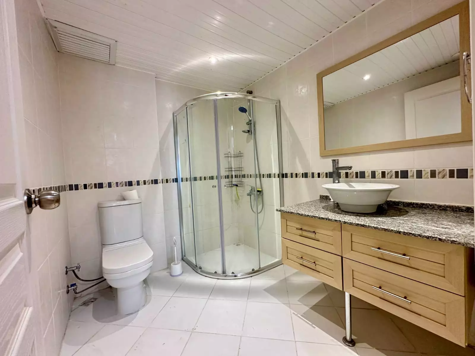 Flat 110m² in Turkey, Tosmur. Priced at 137500€ rent photo-15