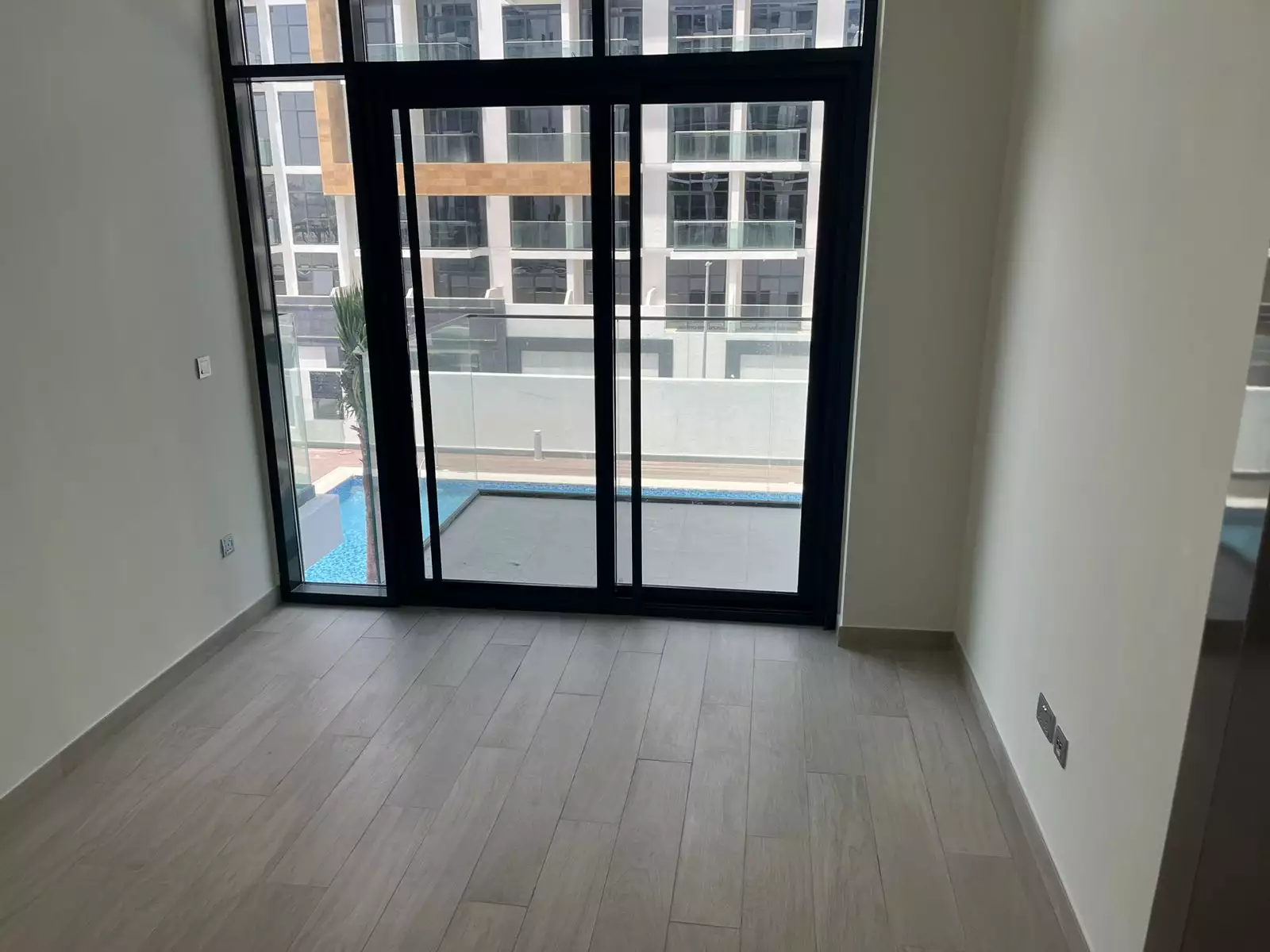 Flat 32m² in UAE, Dubai. Priced at 190577$ rent photo-3