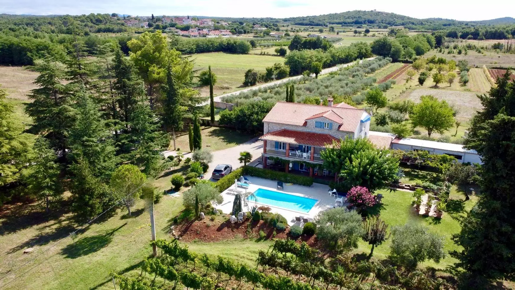House 538m² in Croatia, Porec. Priced at 1300000€ rent photo-6