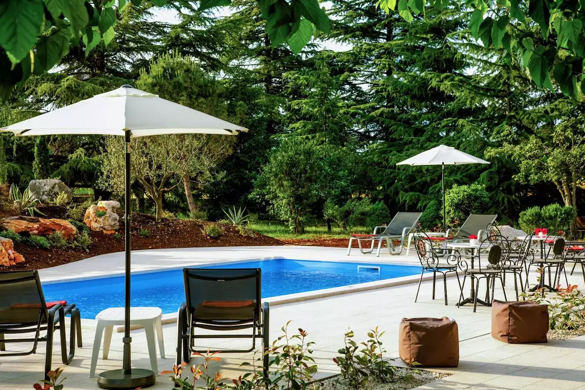 House 538m² in Croatia, Porec. Priced at 1300000€ rent photo-9