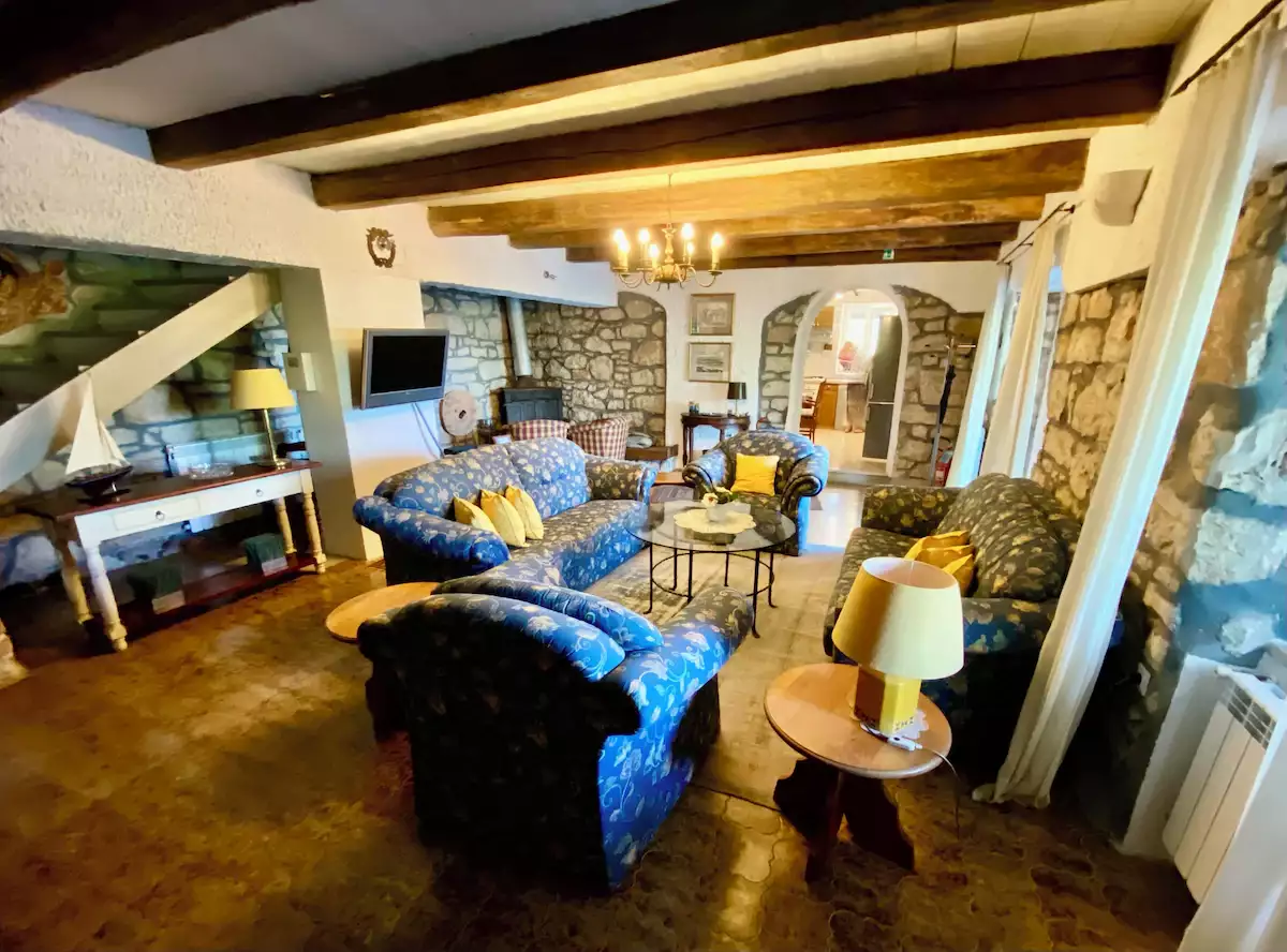 House 538m² in Croatia, Porec. Priced at 1300000€ rent photo-11