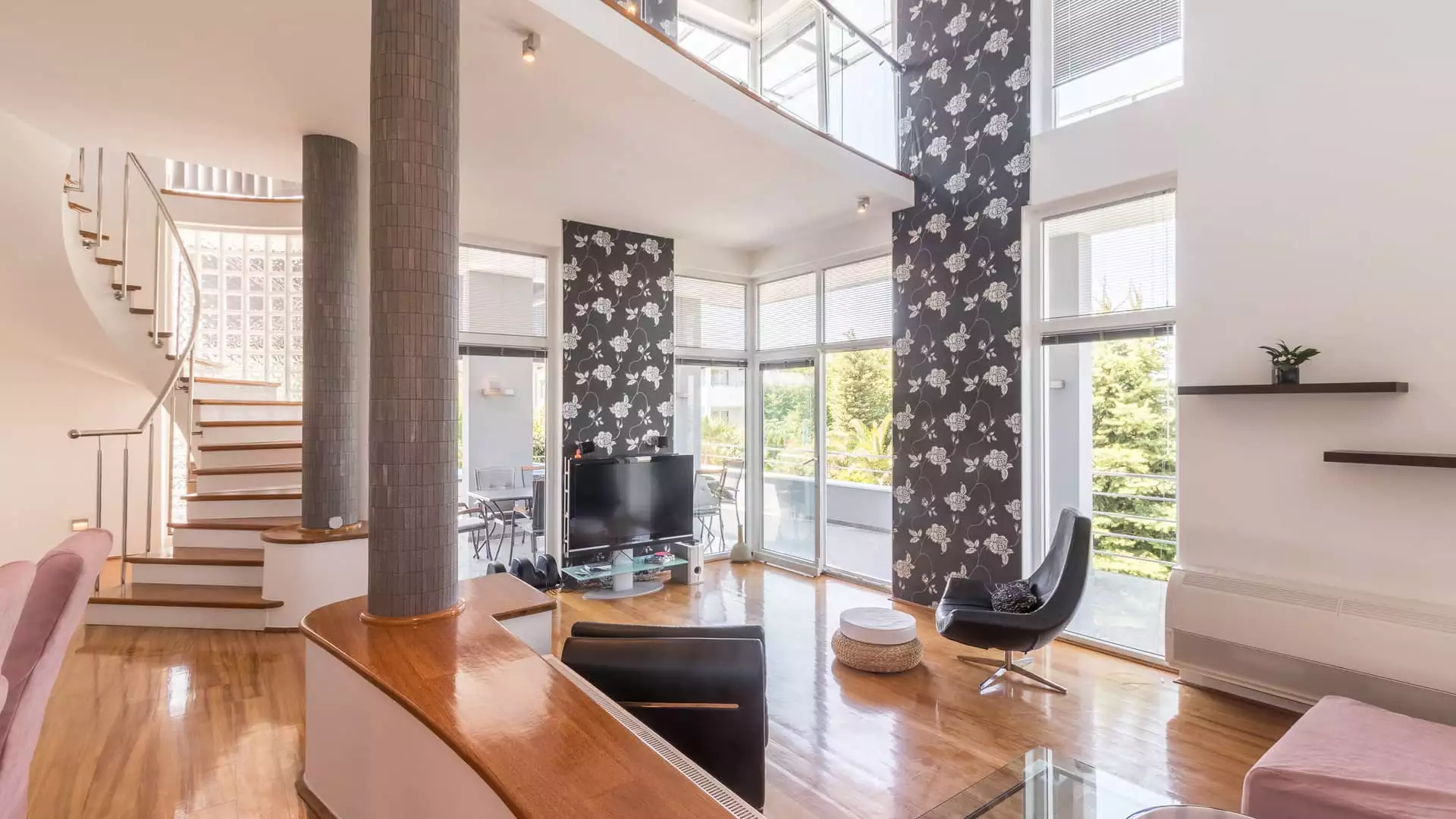House 350m² in Croatia, Pula. Priced at 1850000€ rent photo-3