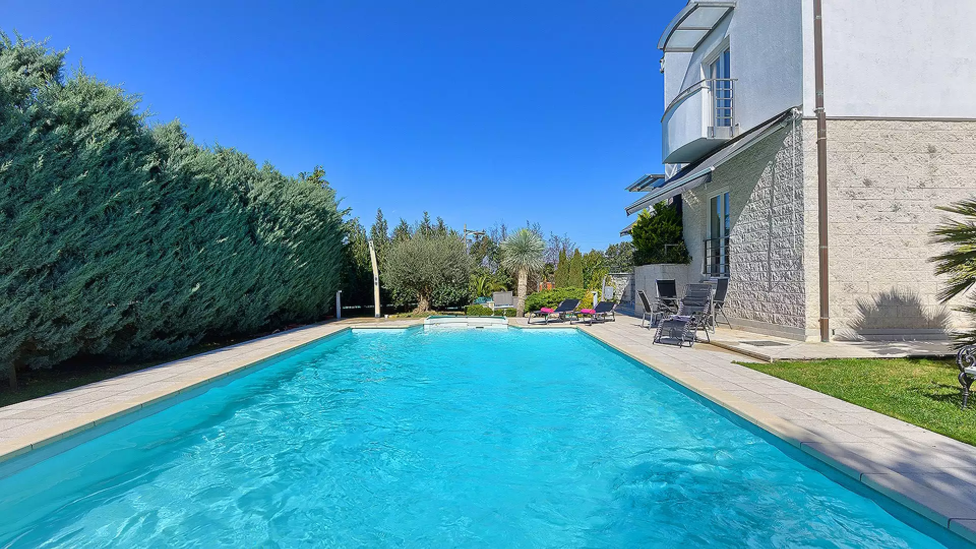 House 350m² in Croatia, Pula. Priced at 1850000€ rent photo-22