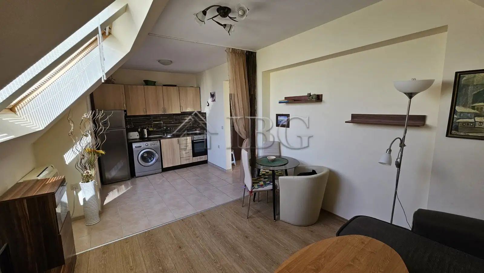 Flat 70m² in Bulgaria, Chernomorets. Priced at 85000€ rent photo-4
