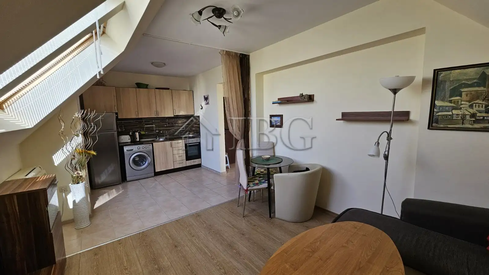 Flat 70m² in Bulgaria, Chernomorets. Priced at 85000€ rent photo-7