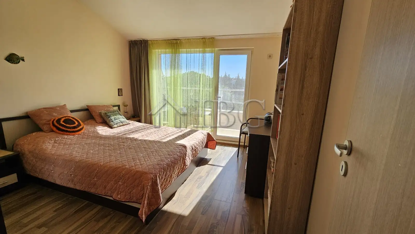 Flat 70m² in Bulgaria, Chernomorets. Priced at 85000€ rent photo-10