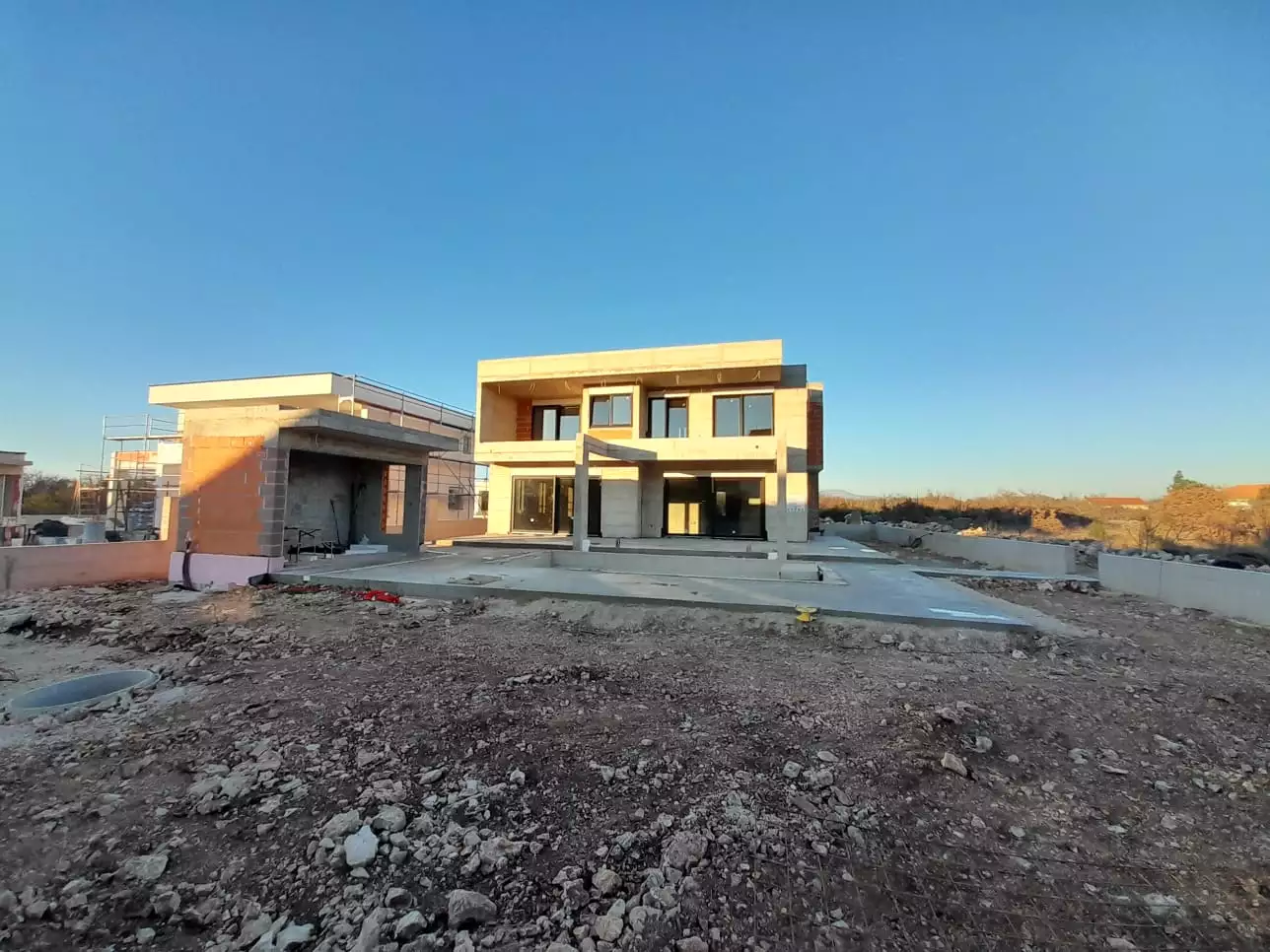 Villa 231m² in Croatia, Sibenik. Priced at 745000€ rent photo-12