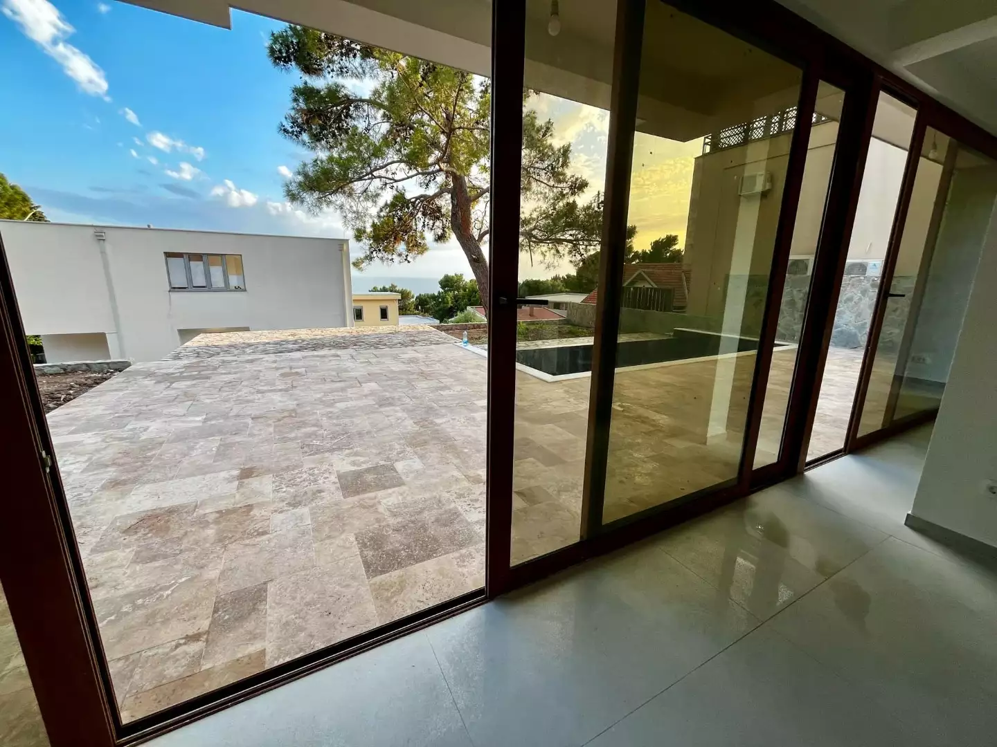 House 292m² in Montenegro, Bar. Priced at 650000€ rent photo-15