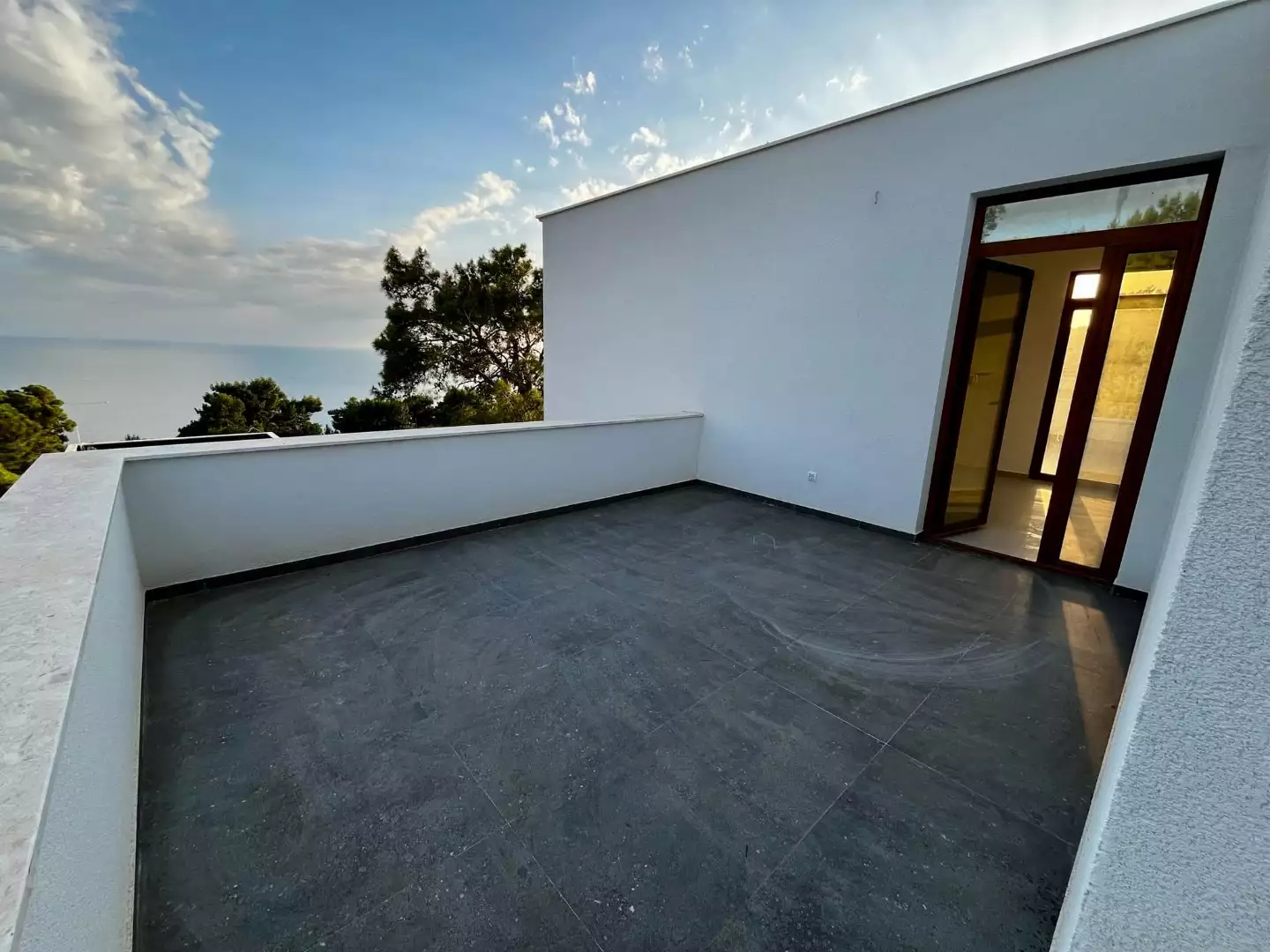 House 292m² in Montenegro, Bar. Priced at 650000€ rent photo-25