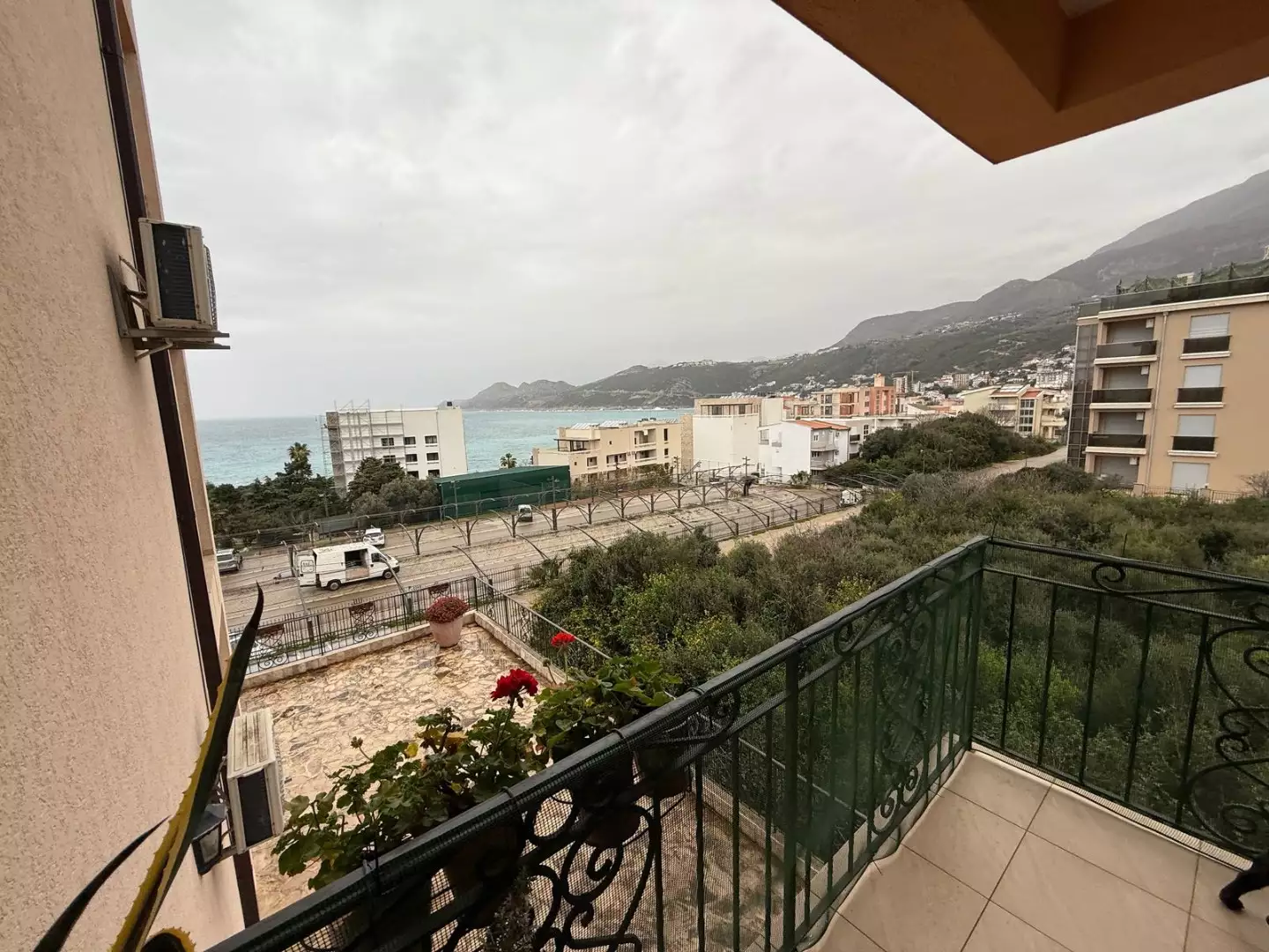 Flat 79m² in Montenegro, Dobra Voda. Priced at 160000€ rent photo-3