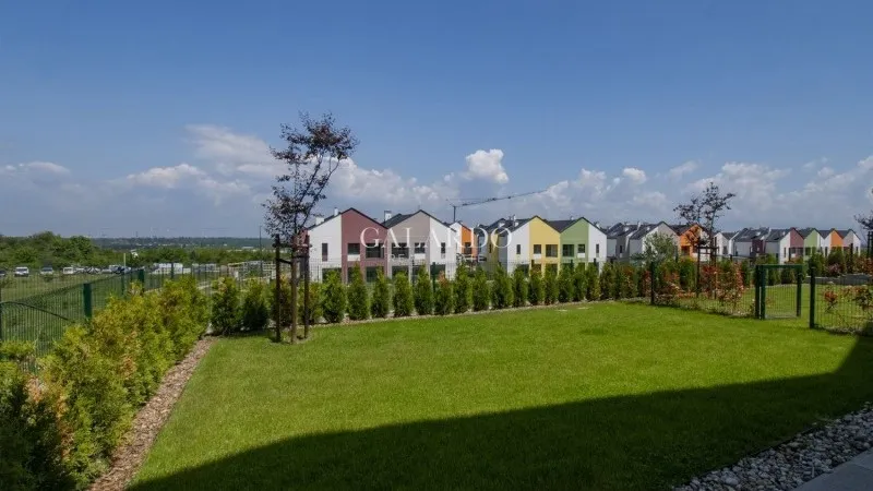 House 248m² in Bulgaria, Lozen. Priced at 372128£ rent photo-4
