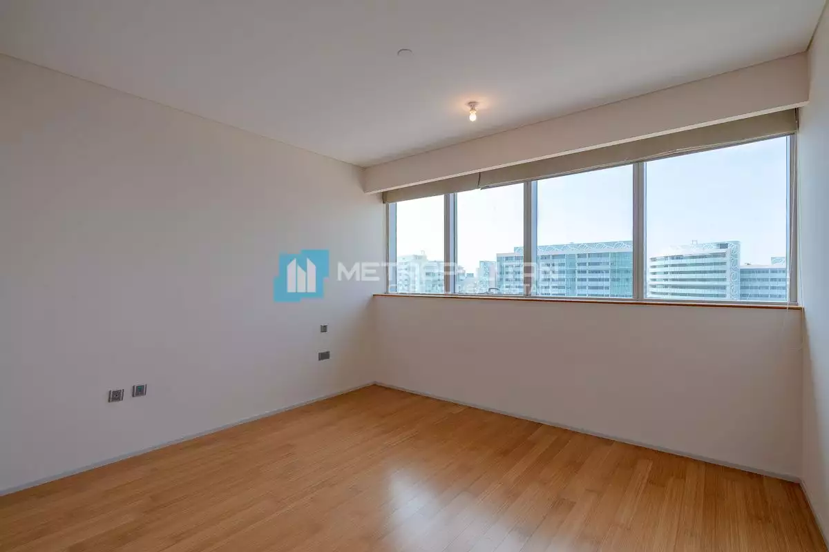 Flat 144m² in UAE, Abu Dhabi. Priced at 482885€ rent photo-5
