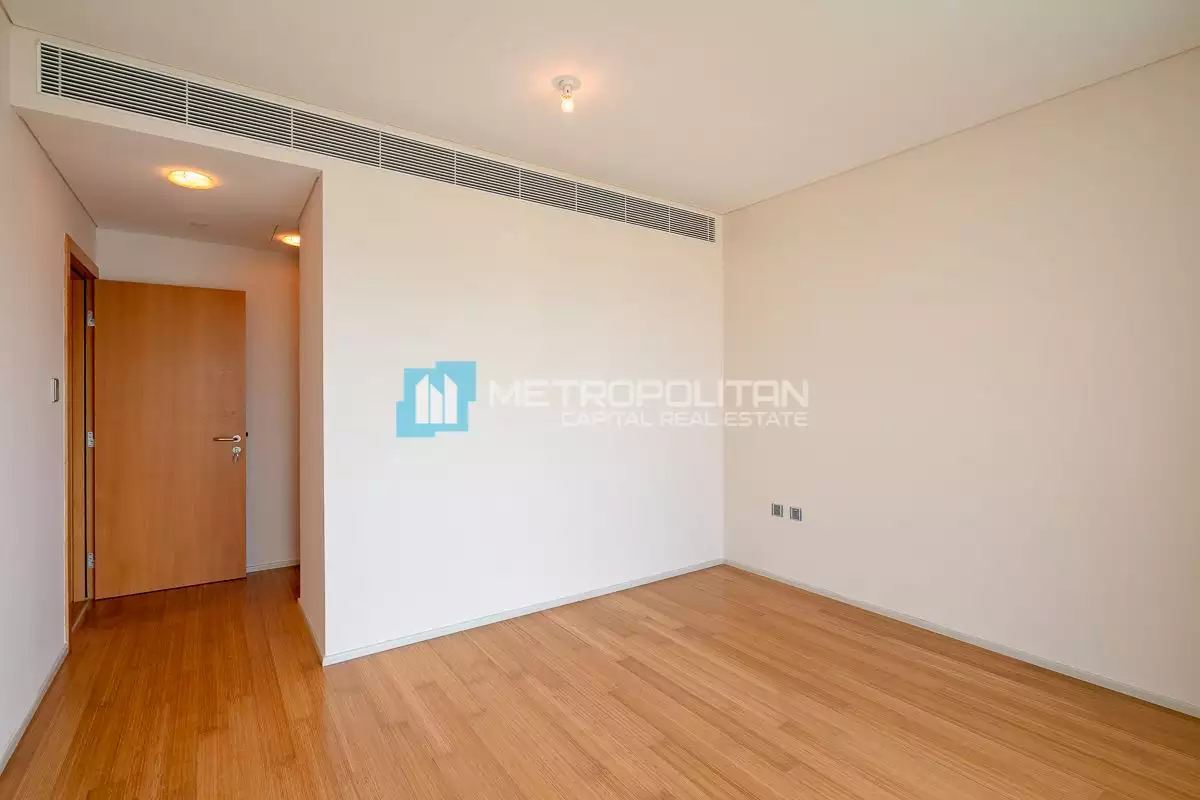 Flat 144m² in UAE, Abu Dhabi. Priced at 482885€ rent photo-8