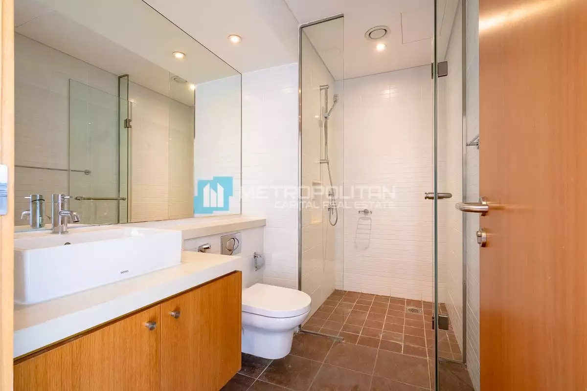 Flat 144m² in UAE, Abu Dhabi. Priced at 482885€ rent photo-12