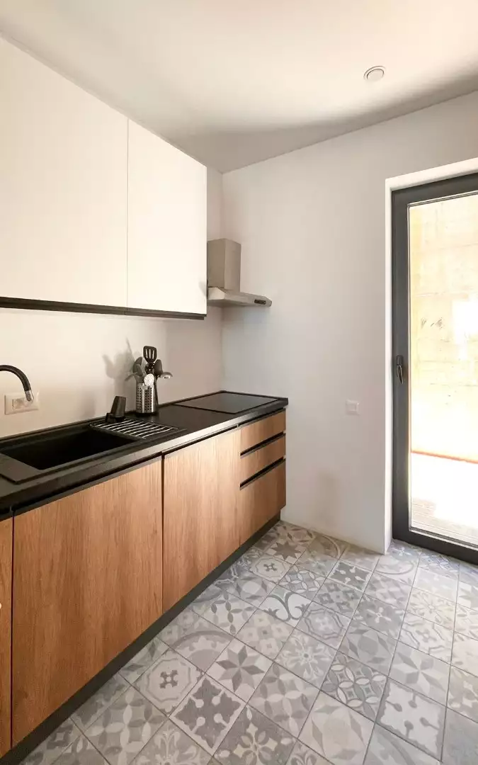 House 130m² in Montenegro, Tivat. Priced at 330000€ rent photo-9