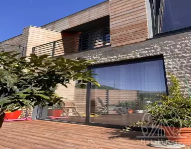 Buy in Montenegro for 330000€