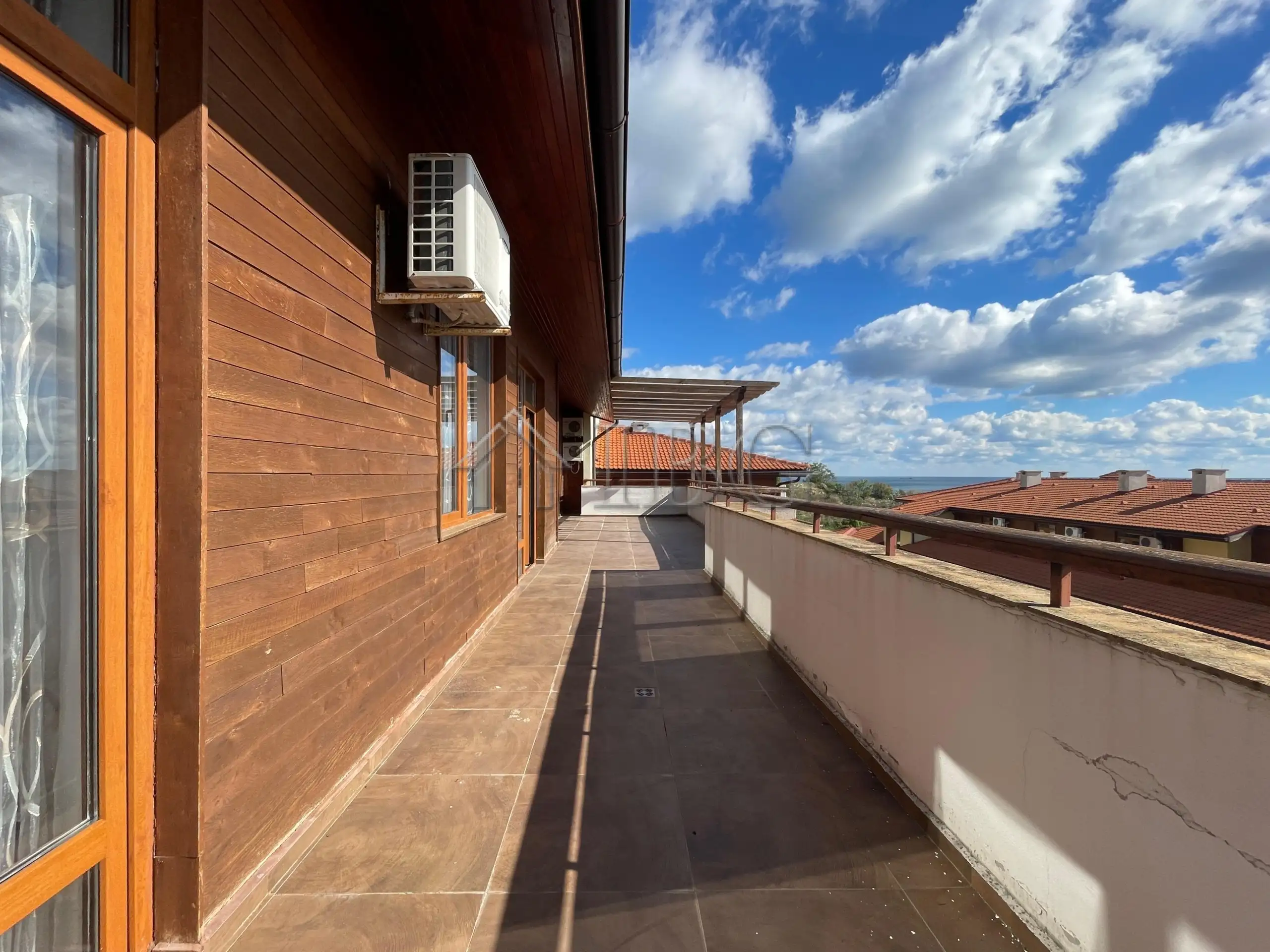 Flat 161m² in Bulgaria, Sveti Vlas. Priced at 400000€ rent photo-2