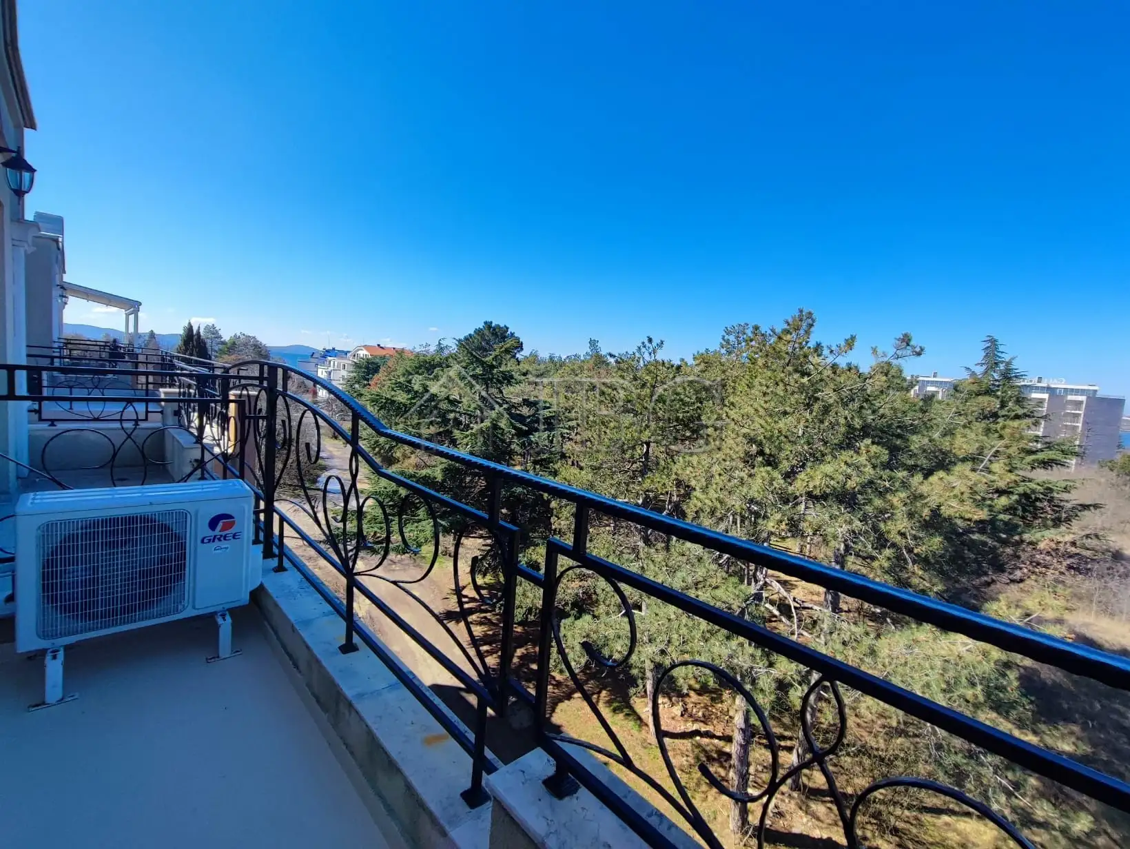 Flat 63m² in Bulgaria, Pomorie. Priced at 109000€ rent photo-18