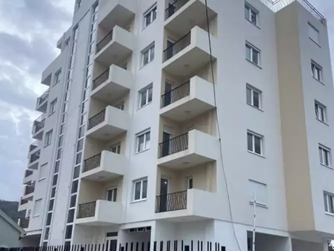 Flat 52m² in Italy, Barga. Priced at 135000€ rent photo-2