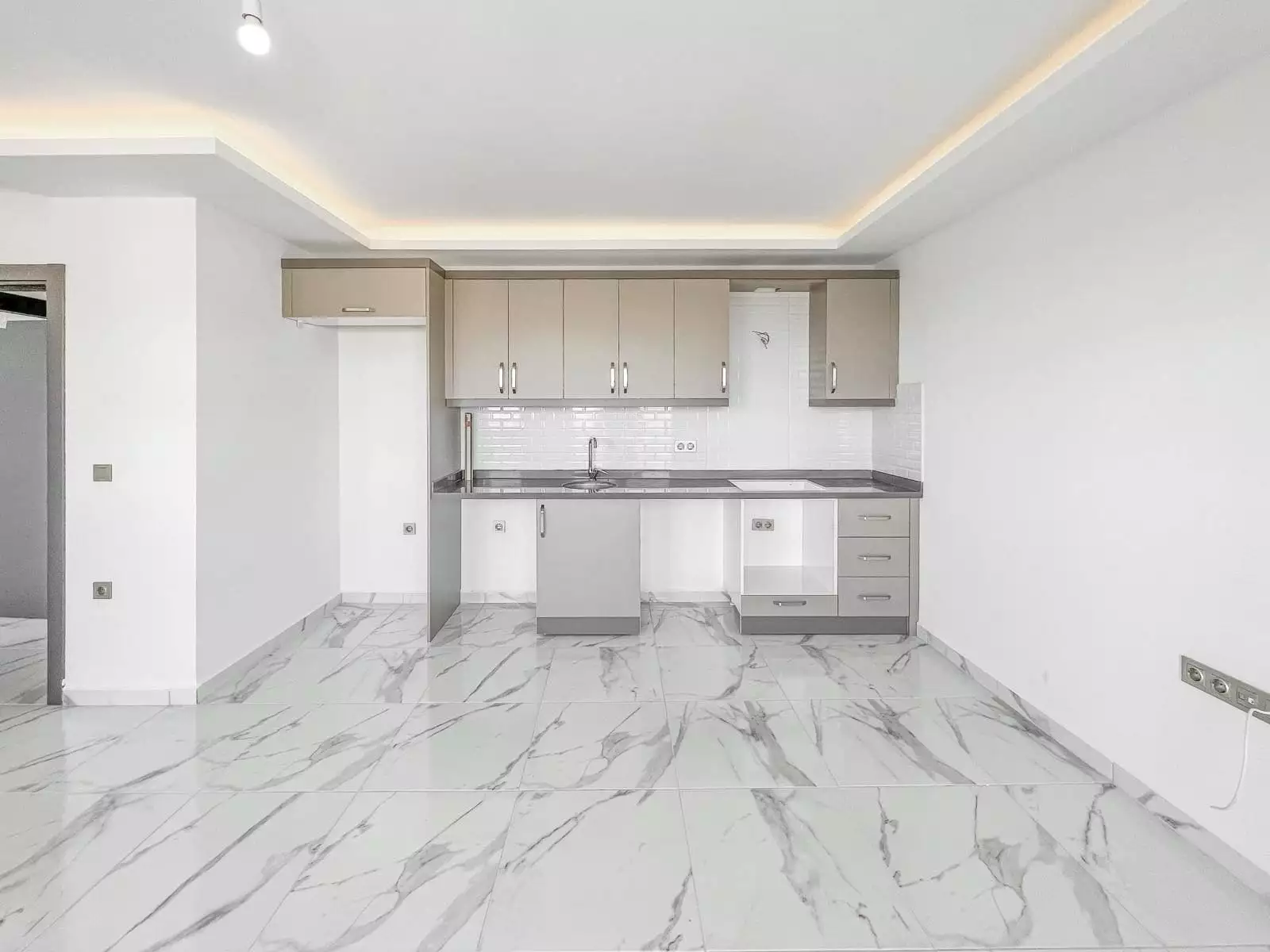 Penthouse 180m² in Turkey, Mahmutlar. Priced at 220000€ rent photo-6