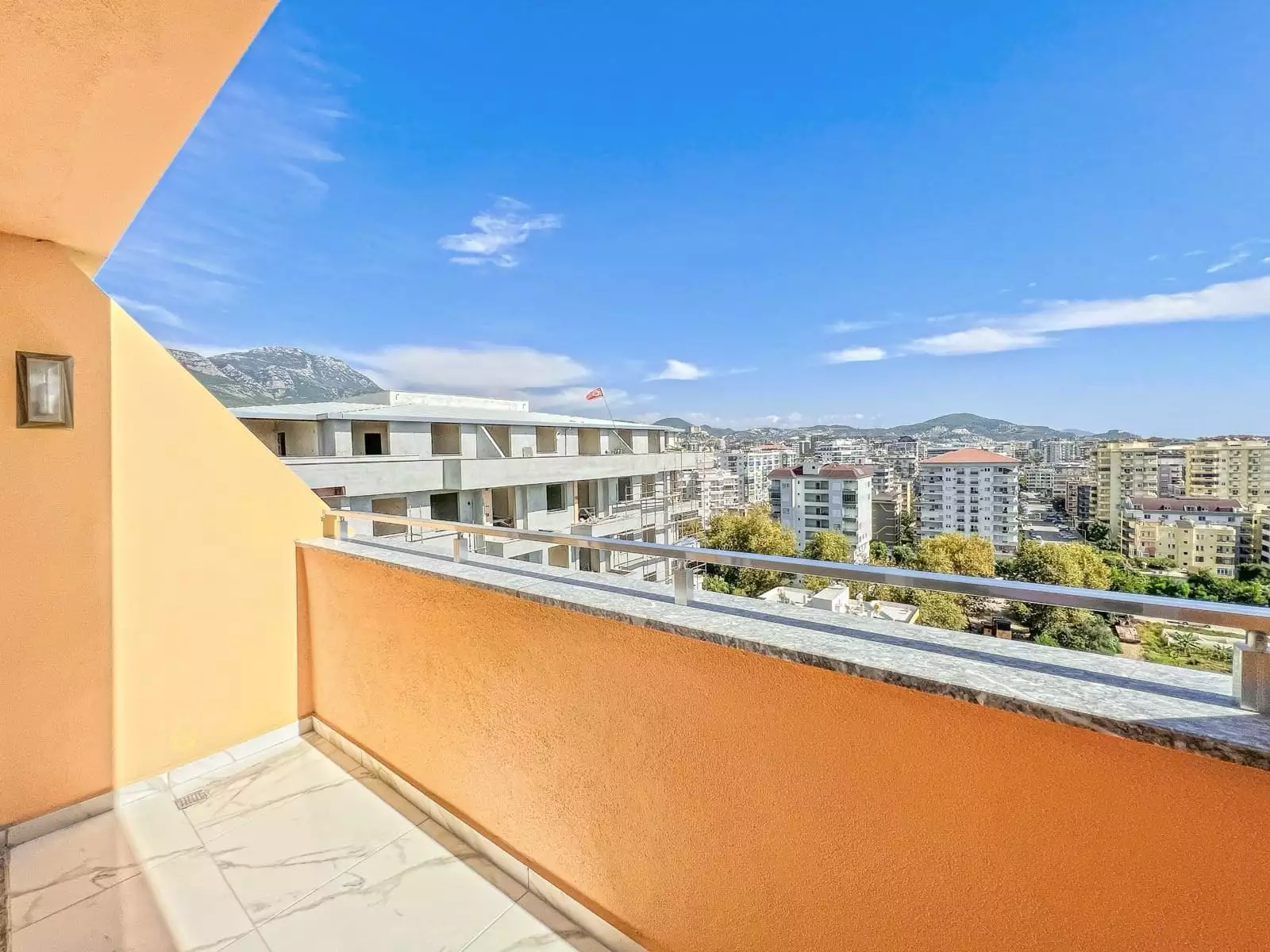 Penthouse 180m² in Turkey, Mahmutlar. Priced at 220000€ rent photo-27