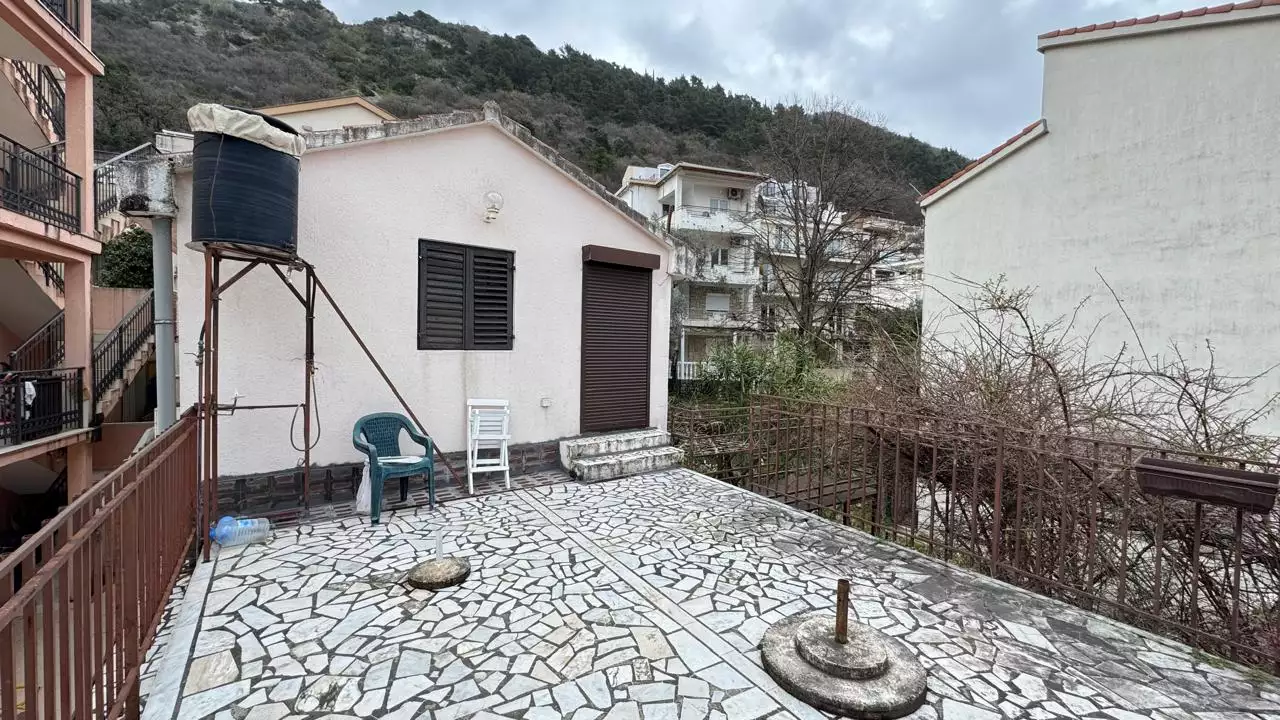 House 84m² in Montenegro, Budva. Priced at 270000€ rent photo-14
