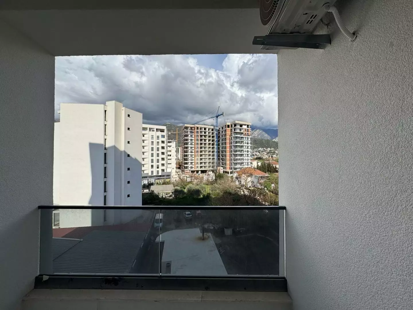 Flat 34m² in Montenegro, Bar. Priced at 90000€ rent photo-7