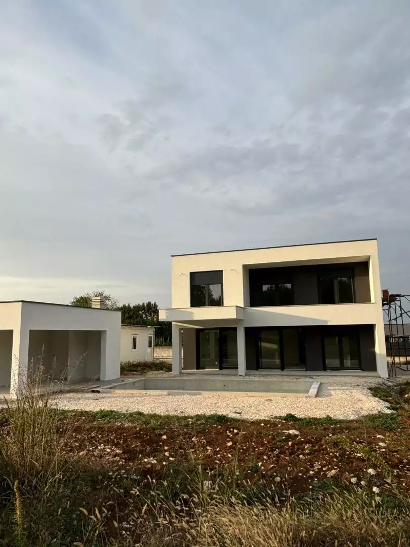 Villa 188m² in Croatia, Labin. Priced at 540000€ rent photo-7