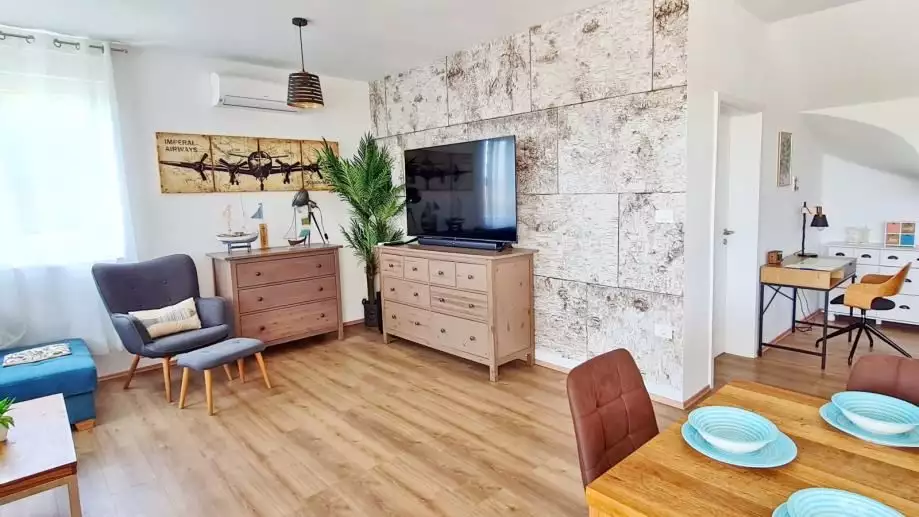 Villa 182m² in Croatia, Valdebek. Priced at 700000€ rent photo-8