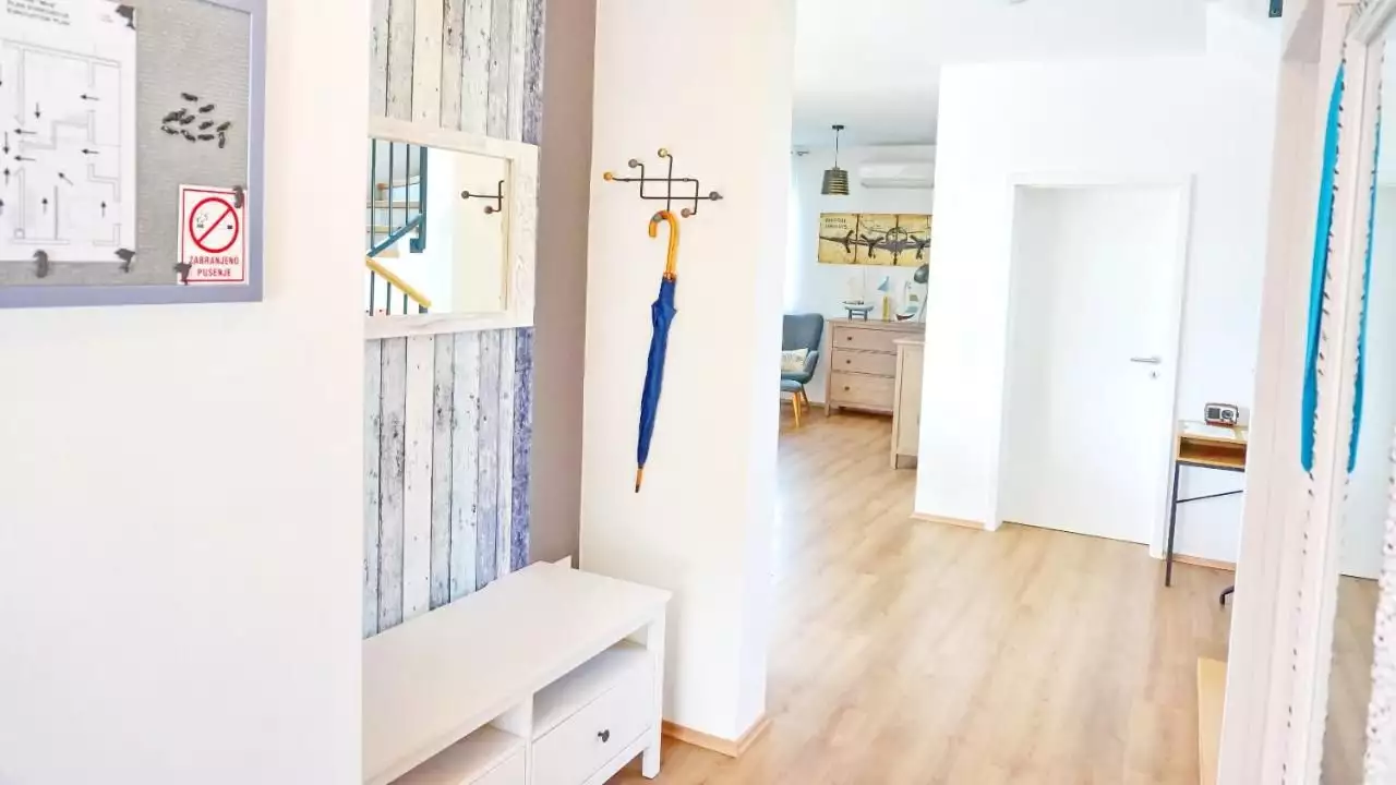 Villa 182m² in Croatia, Valdebek. Priced at 700000€ rent photo-13