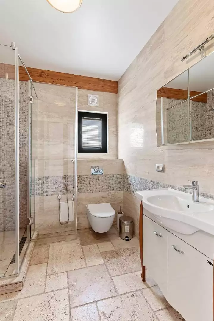 House 220m² in Montenegro, Tivat. Priced at 560000€ rent photo-24