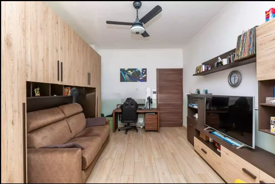 Flat 83m² in Italy, Turin. Priced at 109000€ rent photo-6