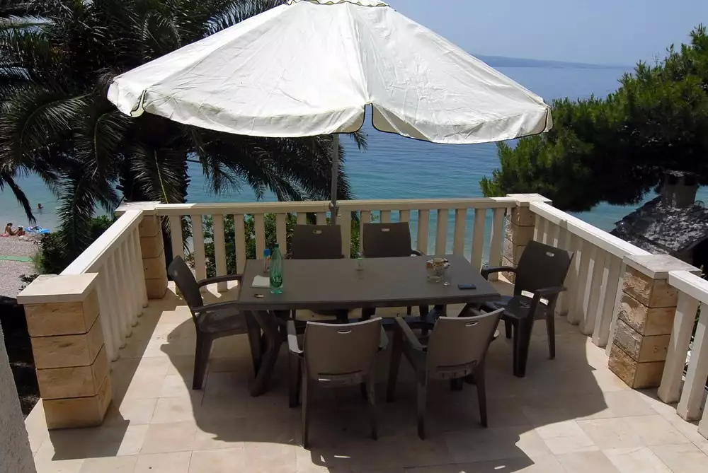 House 200m² in Croatia, Omis. Priced at 1200000€ rent photo-1