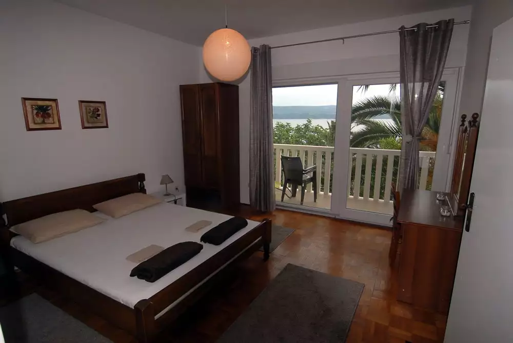 House 200m² in Croatia, Omis. Priced at 1200000€ rent photo-6