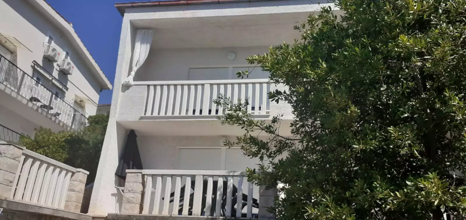 House 200m² in Croatia, Omis. Priced at 1200000€ rent photo-23